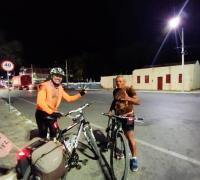 O caminho da fé - A história dos dois ciclistas que se encontraram no contorno da J.J Seabra