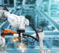 Homens e máquinas competem por postos de trabalho