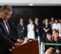 Bolsonaro demite Bebianno, mas o elogia em vídeo, na tentativa de atenuar crise