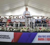 Além de inaugurar ponte, Rui anuncia obras para educação e infraestrutura em Barra e Xique-Xique