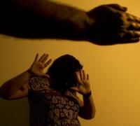 Casos de feminicídio põem em alerta governo e organizações civis