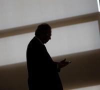 Guedes tem celular hackeado e intervenção da PF será pedida, diz assessoria da Economia