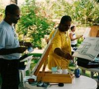 Mercado do Rio Vermelho promove apresentação de pintura ao vivo, desenho e caricatura