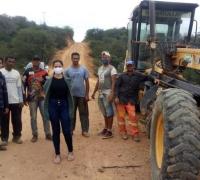 Estrada que liga Gentio do Ouro a Mirorós recebe melhorias