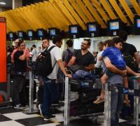 Sem diretrizes do governo, aeroportos não têm controle sobre passageiros com possível contaminação por coronavírus