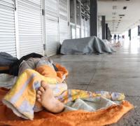 Renda dos mais pobres cai, concentração de riqueza cresce e desigualdade bate recorde