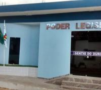 Gentio do Ouro: projetos que extinguem cargos públicos efetivos são enviados à Câmara; sindicato contesta