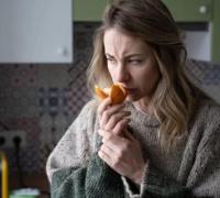 Covid: cientistas descobrem por que perda de olfato persiste