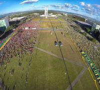 A artificial polarização política entre o povo esconde a verdadeira divisão do país