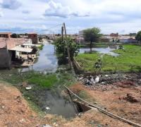 Moradores do entorno da lagoa da Ponta da Ilha resistem a deixar suas casas e aceitar proposta do Município