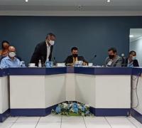 Gentio do Ouro: Com maioria na câmara, vereadores da base do prefeito aprovam projetos que extinguem cargos públicos