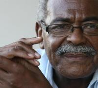 Maior parceiro da carreira de Pelé, Coutinho morre aos 75 anos