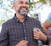 Elmo Vaz comemora novo curso de Administração na Uneb Irecê