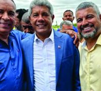 Acompanhado pelo prefeito Elmo Vaz, em Irecê, Jerônimo Rodrigues assina Termo de Cooperação com o Projeto Nova Canaã