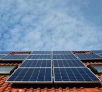 Projeto de lei vai proibir taxação de energia solar, diz Bolsonaro