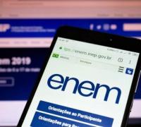 Professores da rede pública e servidores federais já podem se inscrever para trabalhar no Enem