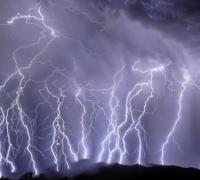 Raio atinge casa e mata jovem na zona rural de Remanso