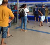 Agência da Caixa Econômica de Irecê é motivo de revolta de clientes