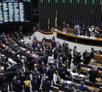 Deputados apresentam emenda sobre maconha medicinal para liberar cultivo da erva