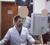 Polícia crê que médico achado morto em clínica teve overdose medicamentosa