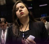 Deputada quer trocar 