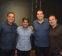 ACM Neto e Cacá Leão recebem o apoio do prefeito de Itaguaçu da Bahia, do PSD