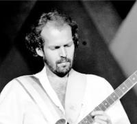 Guitarrista do ABBA, Lasse Wellander morre aos 70 anos