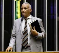 Conhecido como “doido”, deputado diz ter perfil para falar com Bolsonaro: “Pra conversar com um doido, só outro doido”