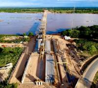 Ponte sobre o rio São Francisco, entre Xique-Xique e Barra do Rio Grande tem mais de 50% da estrutura concluída