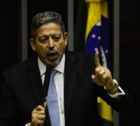 Arthur Lira é eleito presidente da Câmara em 1º turno