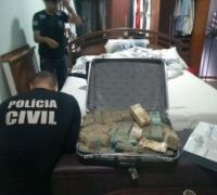 Polícia encontra R$ 1,2 milhão em endereços ligados a João de Deus