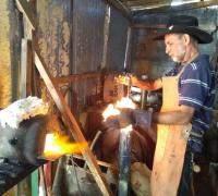 Cuteleiro de Curitiba faz sucesso internacional com vídeos na internet