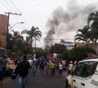 Avião cai no Bairro Caiçara, em Belo Horizonte