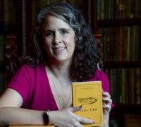 Mãe e filha criam editora para lançar autoras brasileiras