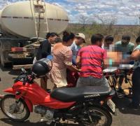 Motociclista fica ferido após bater contra traseira de caminhão na BA-148, em São Gabriel