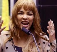 Caso Flordelis: gabinete da deputada é alvo de busca e apreensão